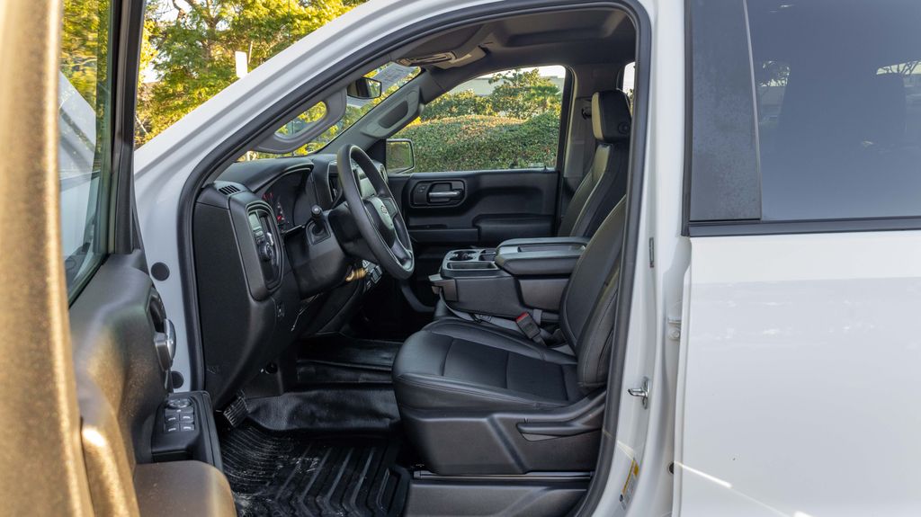 Used 2025 Chevrolet Silverado 1500 WT 4D Crew Cab