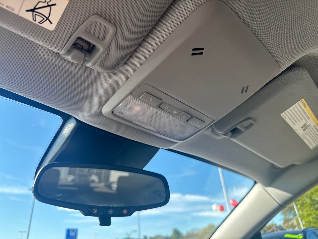 2020 Chevrolet Trax LS photo 24