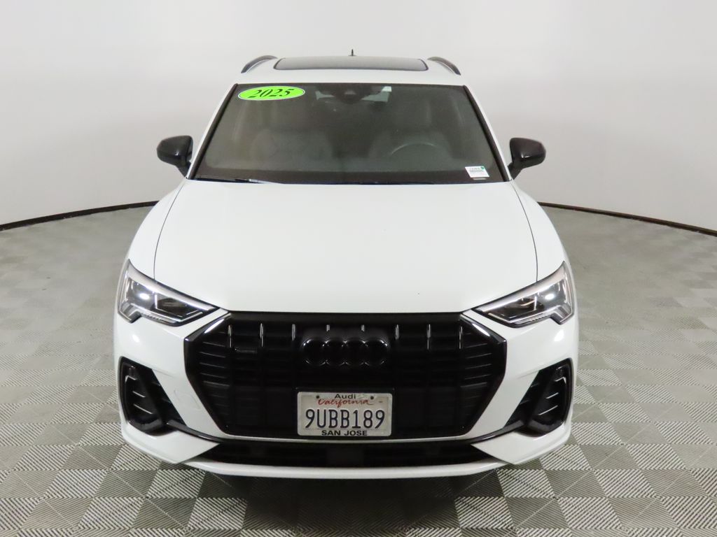 Thumbnail: 2025 Audi Q3 - 8