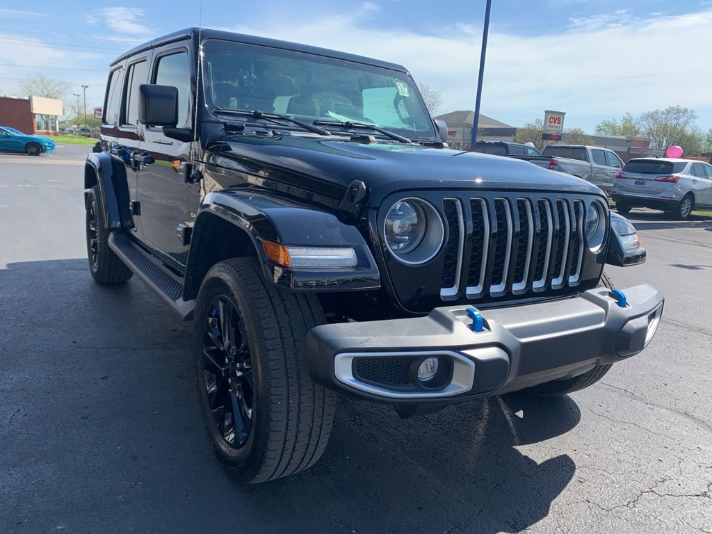 Black Clearcoat 2023 Jeep Wrangler 4xe Sahara 4WD SUV / Crossover Four-Wheel Drive 8-Speed Automatic