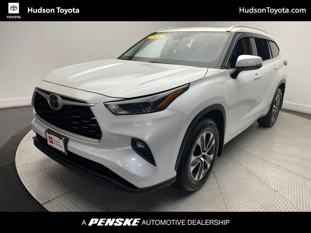 2022 Toyota Highlander XLE -
                Jersey City, NJ