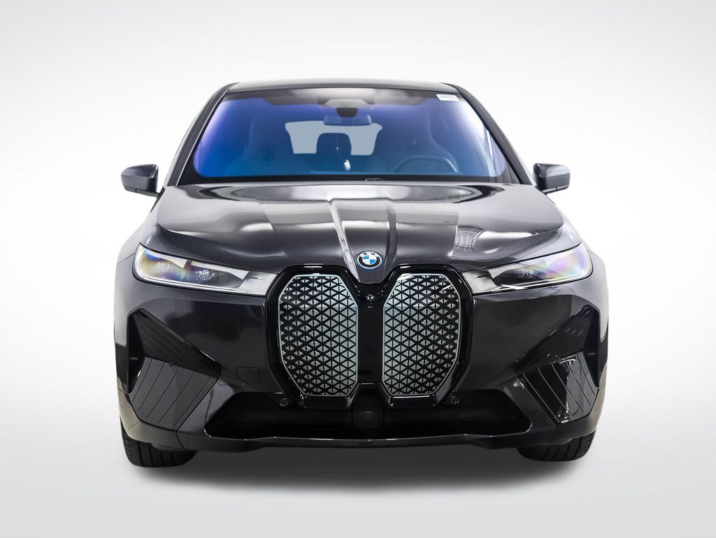Thumbnail: 2024 BMW iX - 8