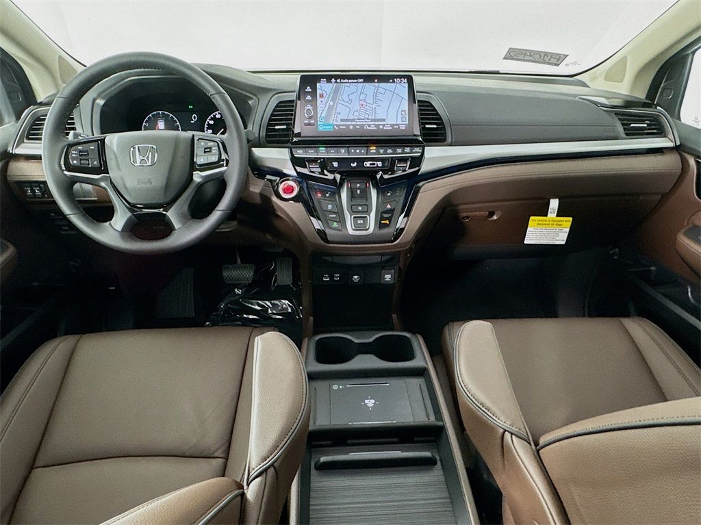2025 Honda Odyssey Touring photo