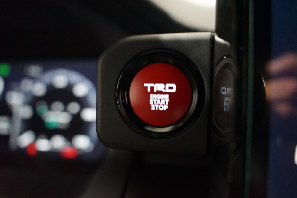 Thumbnail: 2025 Toyota Tacoma - 25
