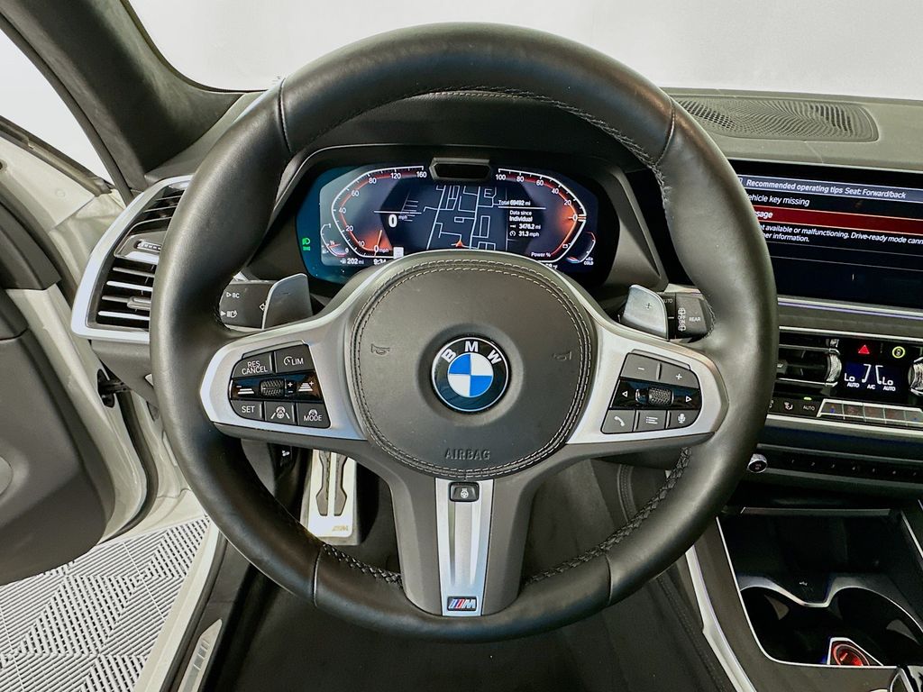 Thumbnail: 2022 BMW X7 - 11