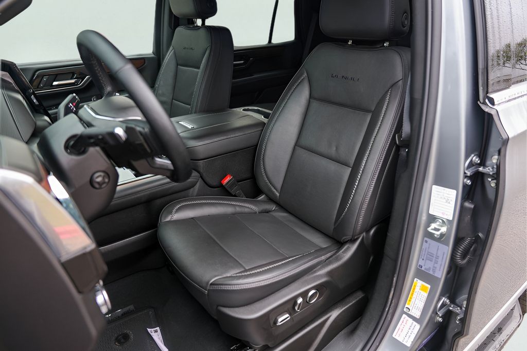 Used Car 2025 Gmc Yukon  Denali For Sale Under $80,000 In Austin, Texas