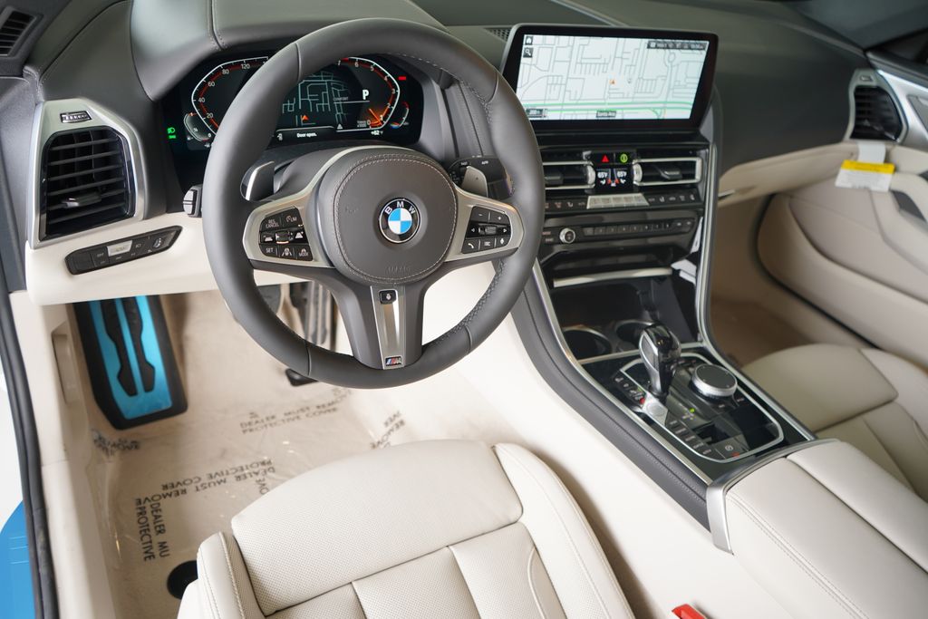 Thumbnail: 2026 BMW 8 Series - 13