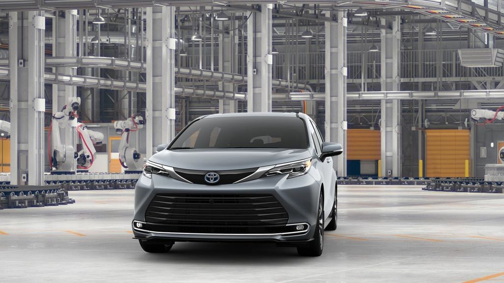 Thumbnail: 2025 Toyota Sienna - 18