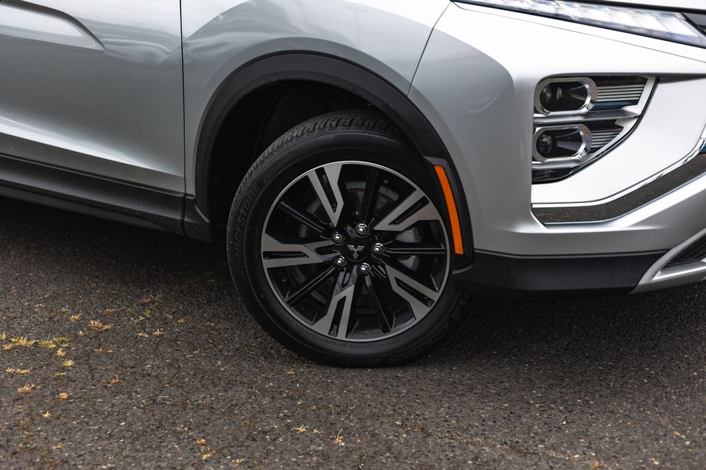 2025 Mitsubishi Eclipse Cross SE thumbnail 4