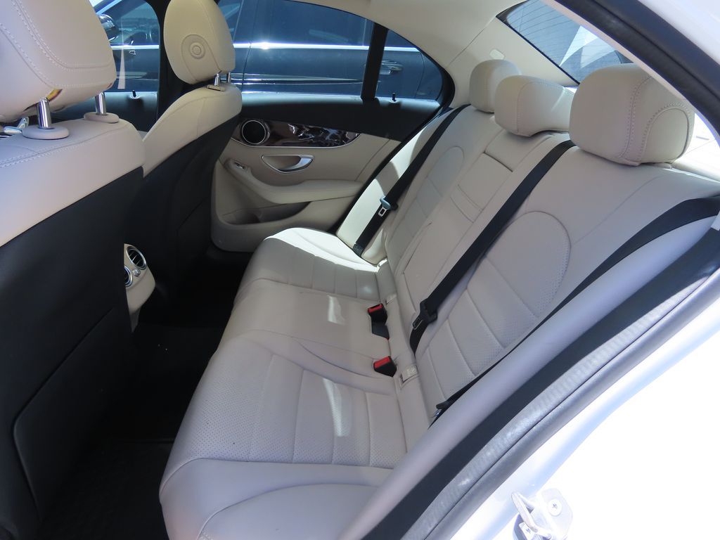 Thumbnail: 2017 Mercedes-Benz C-Class - 11