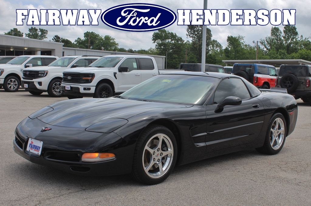2001 Chevrolet Corvette Coupe RWD