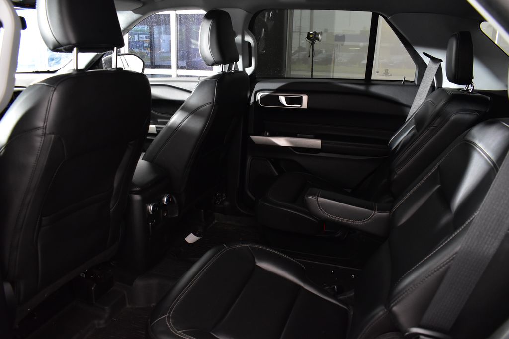 2022 Ford Explorer XLT 27
