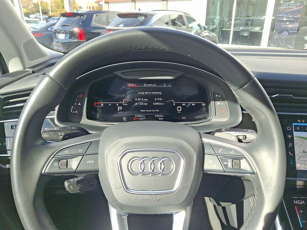 Thumbnail: 2022 Audi Q7 - 20