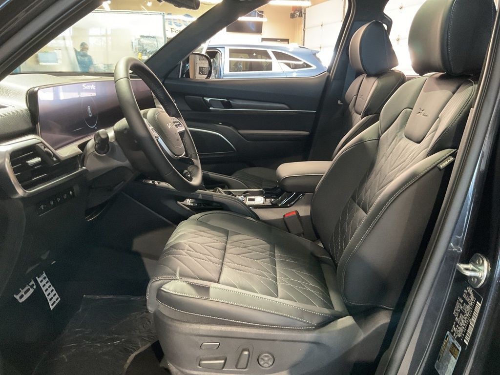 New 2025 Gray Kia SX-Prestige X-Line image 9