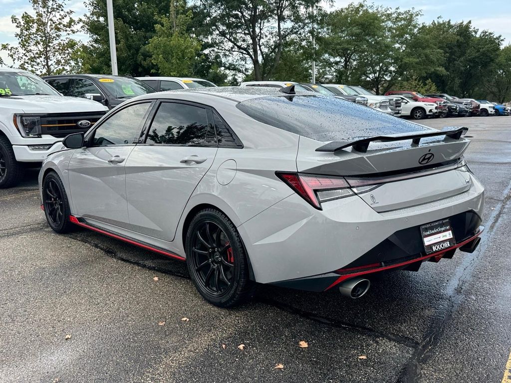 Used 2023 Cyber Gray Hyundai Base image 4