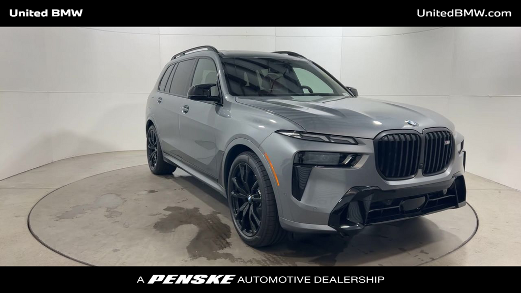 2025 BMW X7 M60i 2