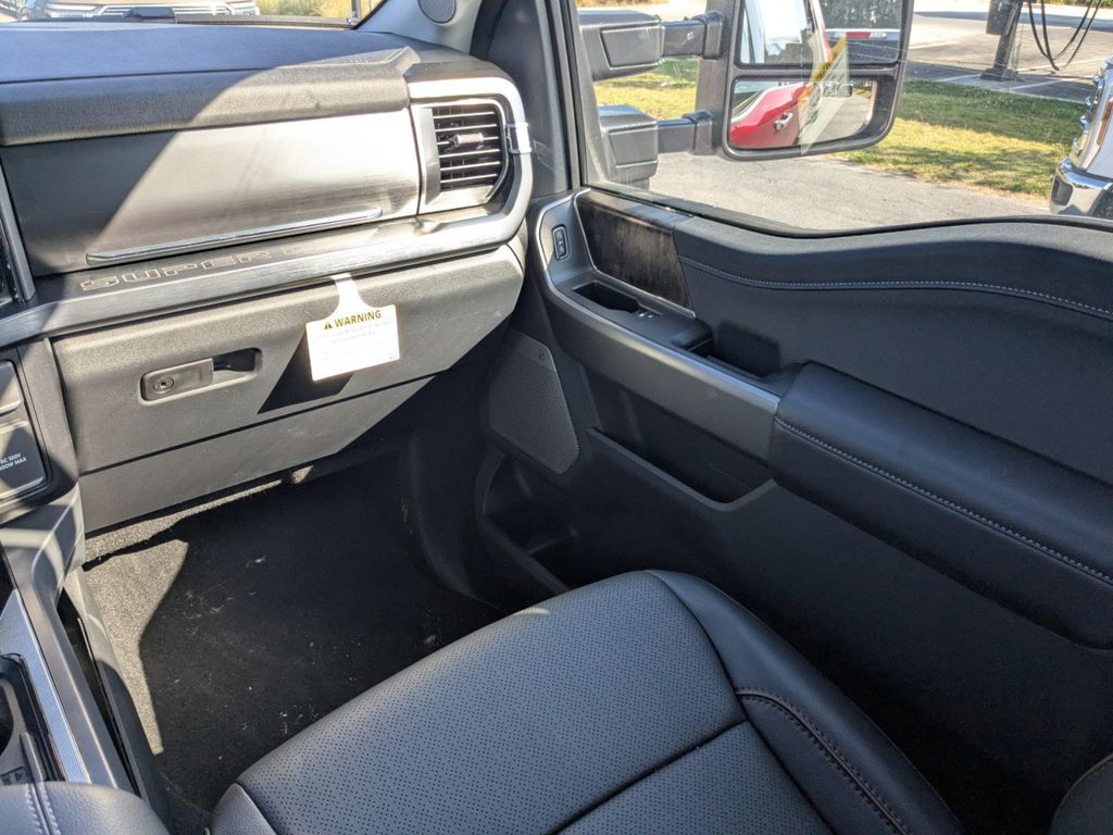 2025 Ford F-350 Lariat