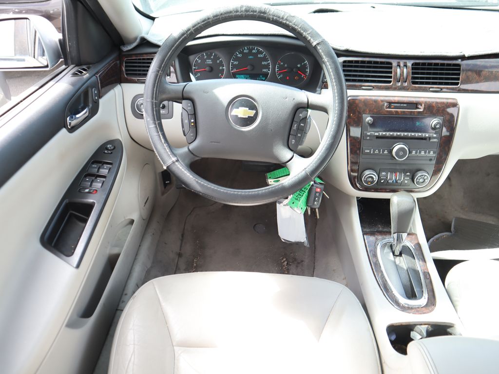 Thumbnail: 2015 Chevrolet Impala - 6