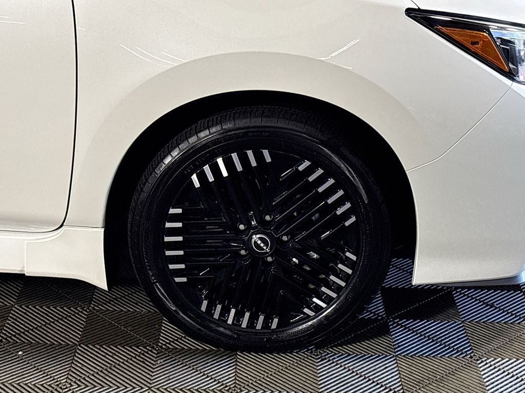 2024 Nissan Leaf SV Plus
