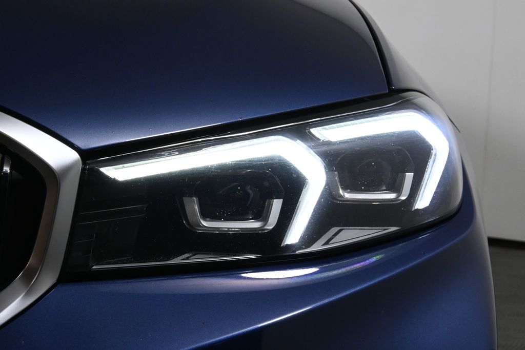 Thumbnail: 2023 BMW 3 Series - 11