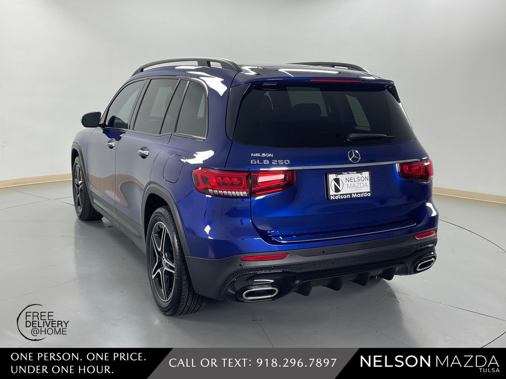Used 2021 Blue Mercedes-Benz GLB 250 image 8