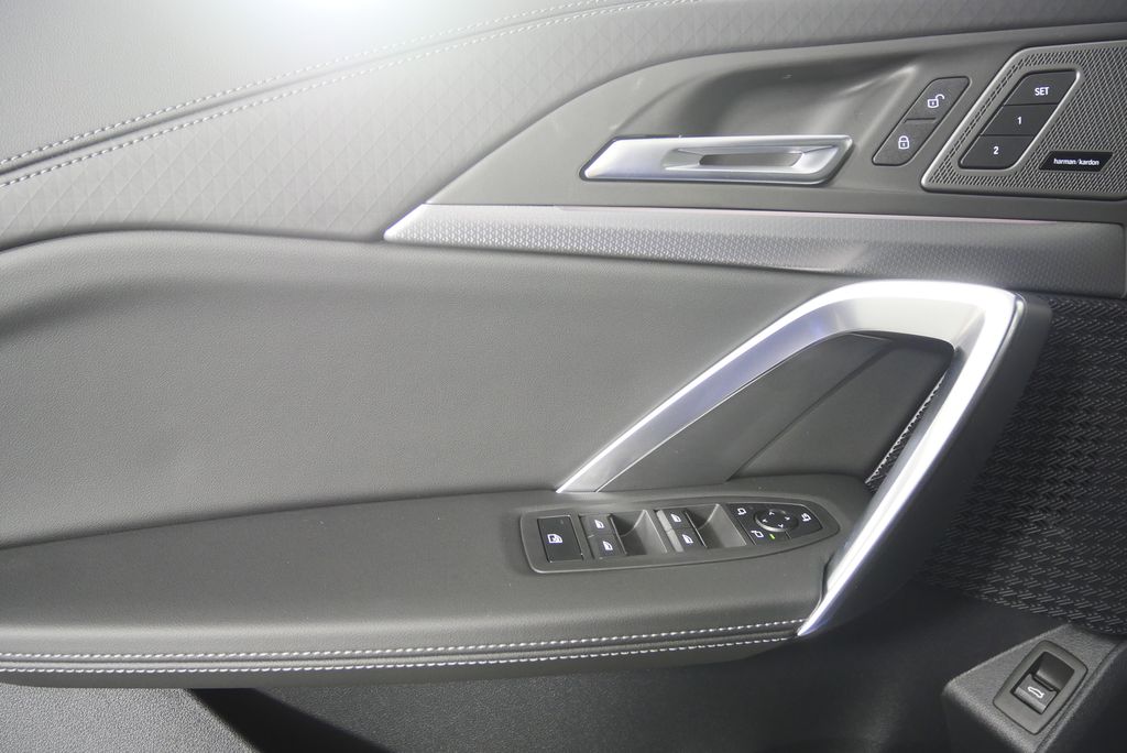 Thumbnail: 2026 BMW X2 - 9