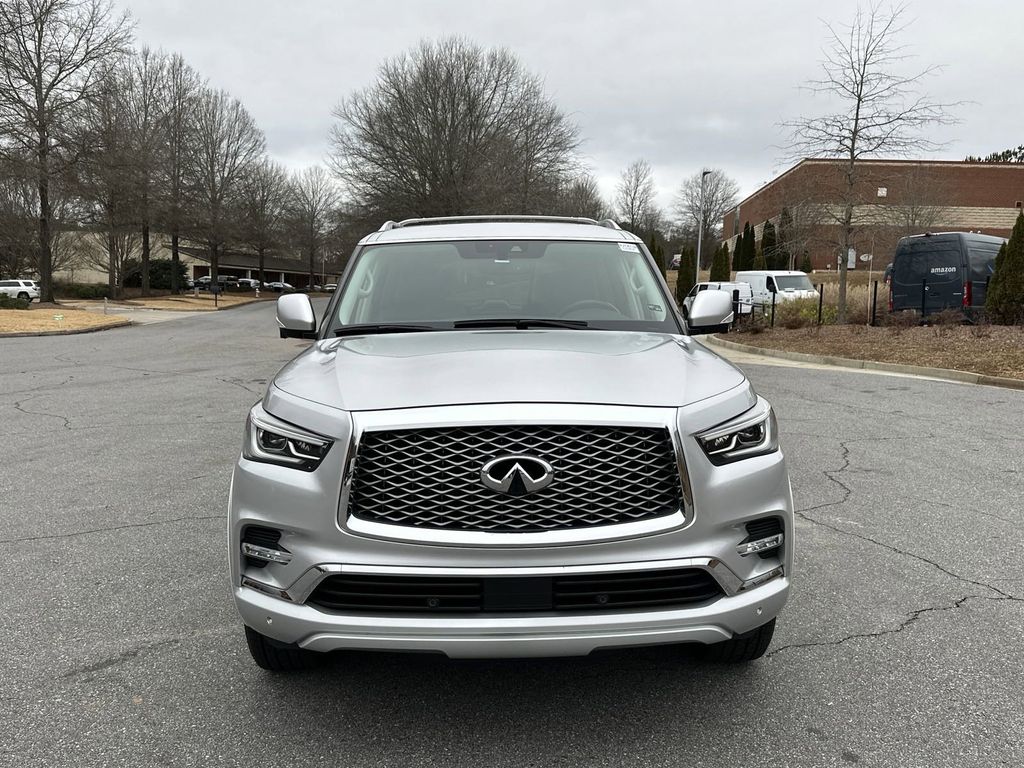 2019 INFINITI QX80 LUXE 3