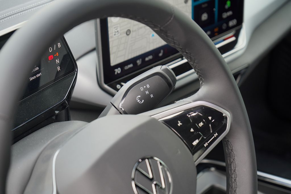 2025 Volkswagen ID.4 Pro 9