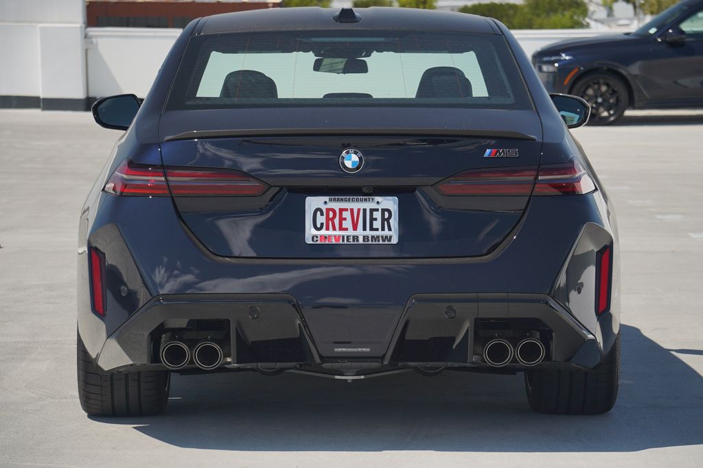 Thumbnail: 2026 BMW M5 - 7