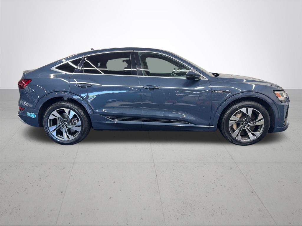 2022 Audi e-tron Sportback S line Premium Plus