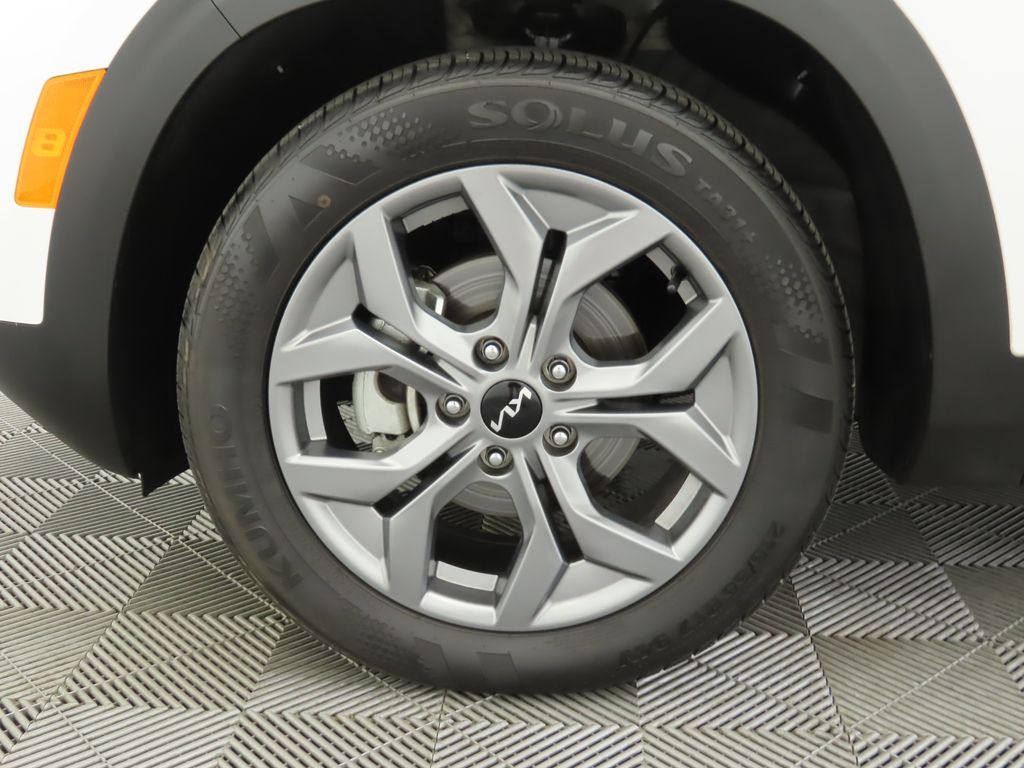 Thumbnail: 2024 Kia Seltos - 31