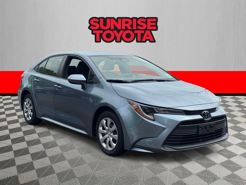 2023 Toyota Corolla LE CVT's photo