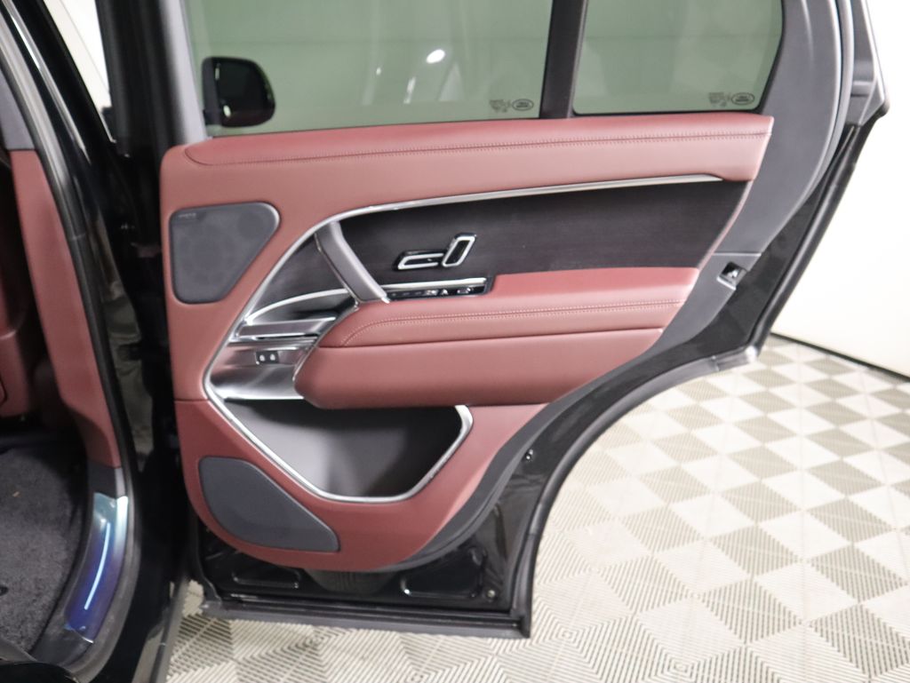 Thumbnail: 2025 Land Rover Range Rover - 29