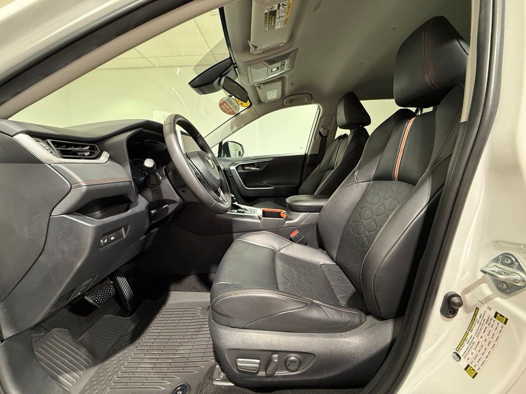Thumbnail: 2024 Toyota RAV4 - 13