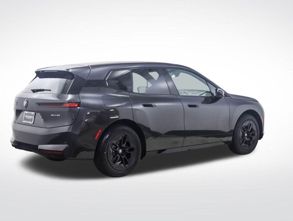 Thumbnail: 2026 BMW iX - 5
