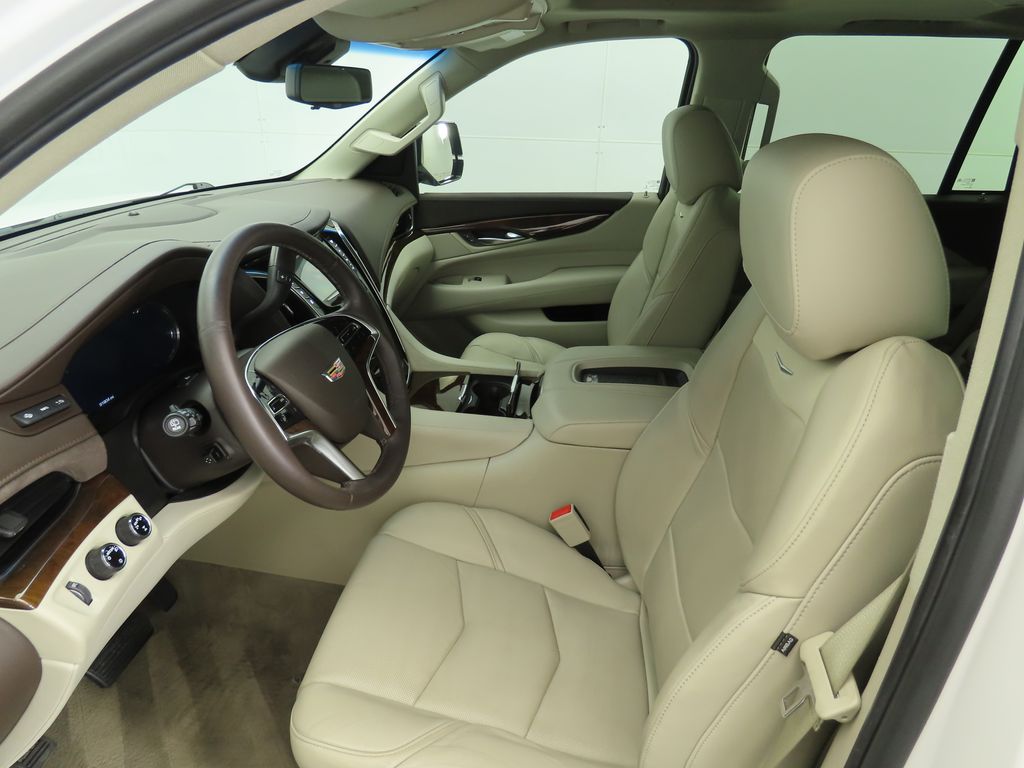 2017 Cadillac Escalade Luxury 20