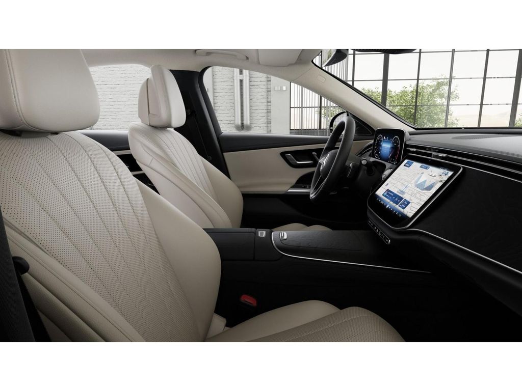 2026 Mercedes Benz E 350 4MATIC Sedan photo 4