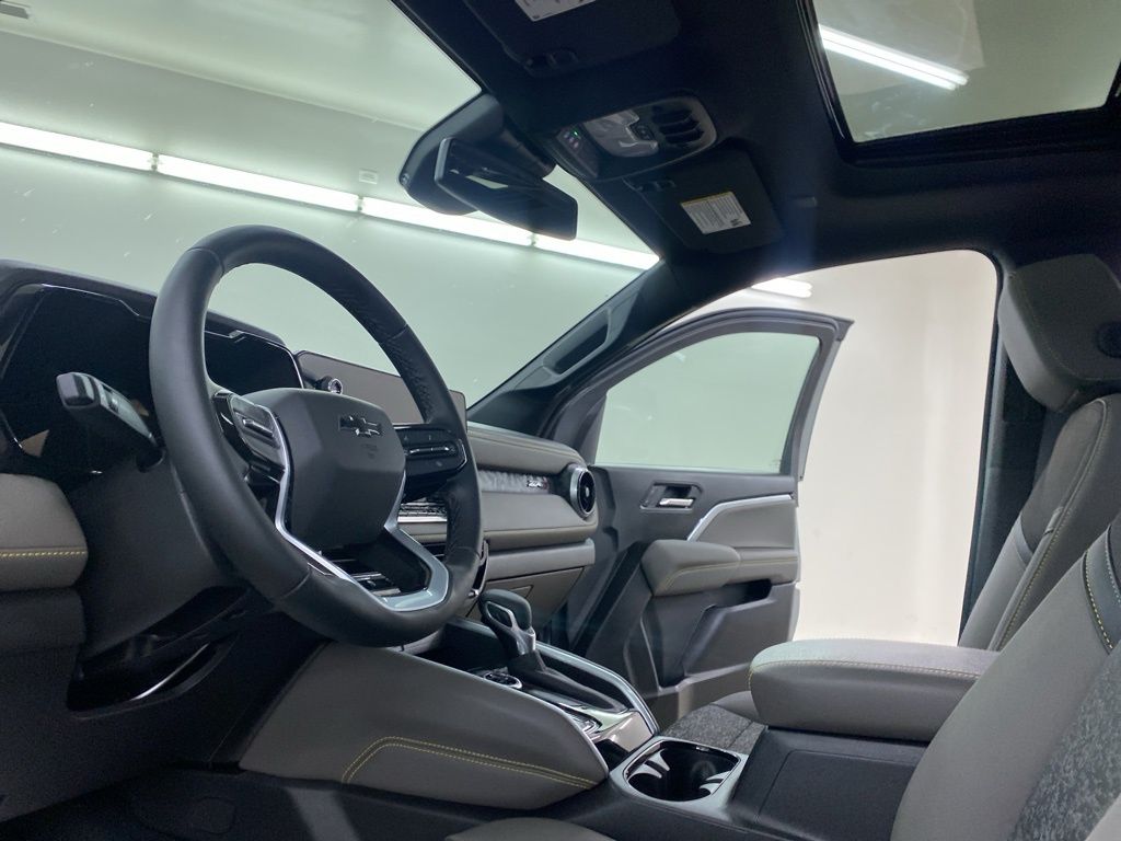 2024 Chevrolet Colorado ZR2 photo