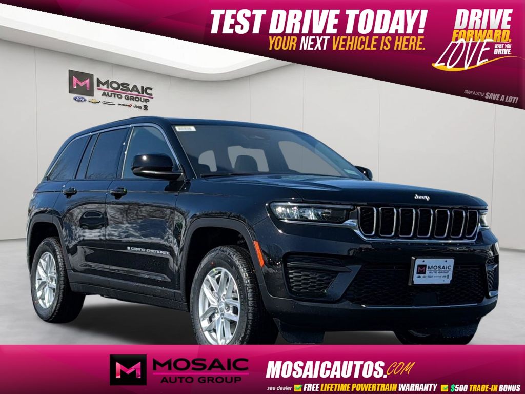 New 2026 Jeep Grand Cherokee Laredo SUVs