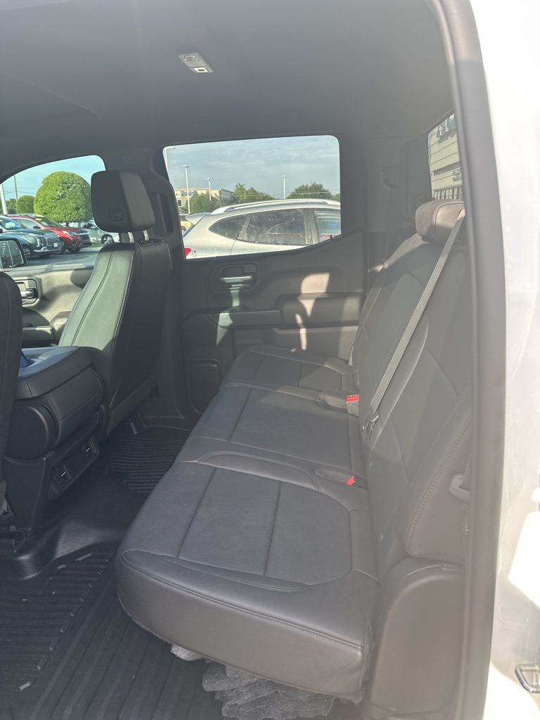 Thumbnail: 2021 Chevrolet Silverado 1500 - 8