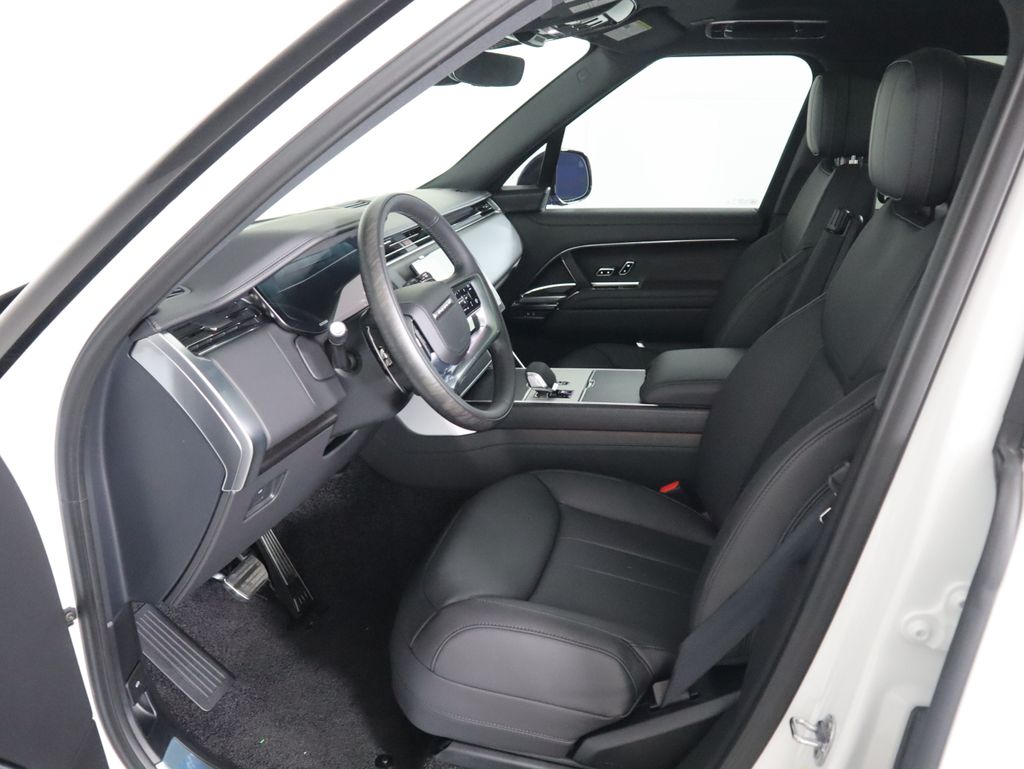 Thumbnail: 2026 Land Rover Range Rover - 21