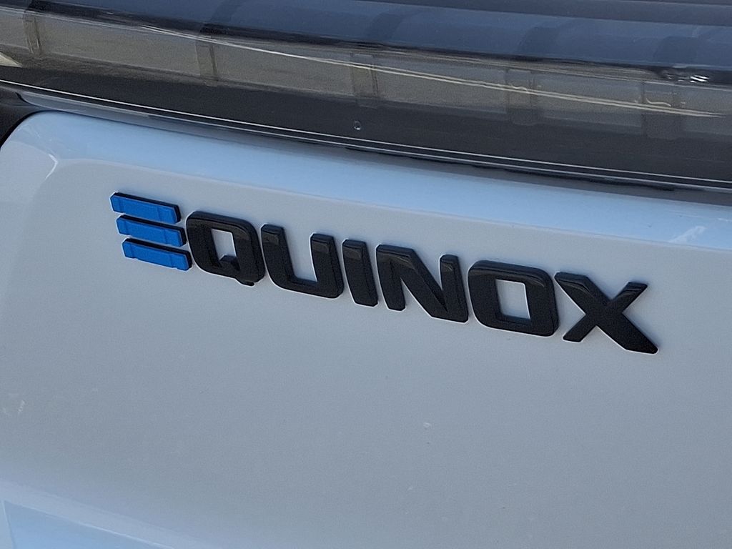 2025 Chevrolet Equinox RS 11