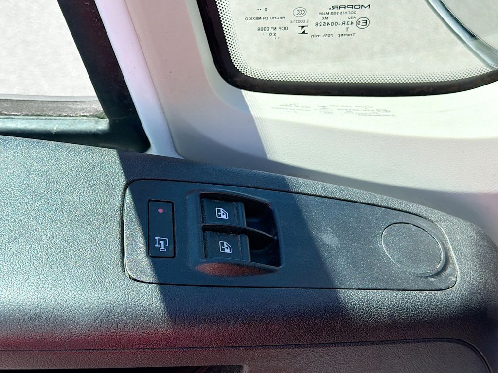 Used 2021 White Ram High Roof image 16