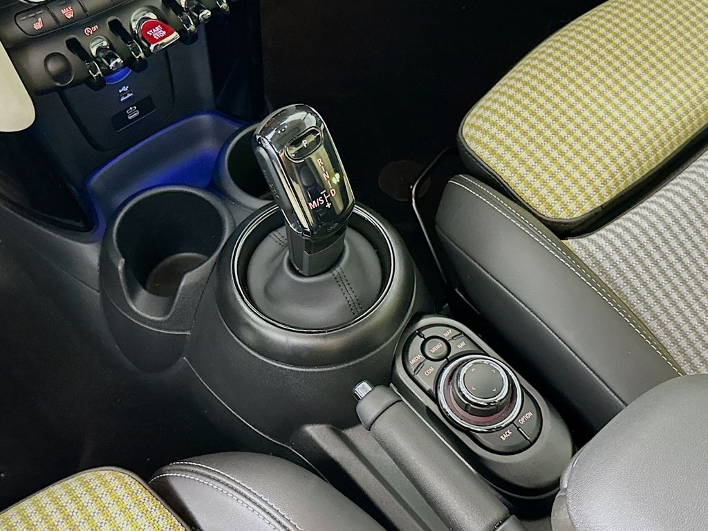 Thumbnail: 2024 MINI Cooper - 17