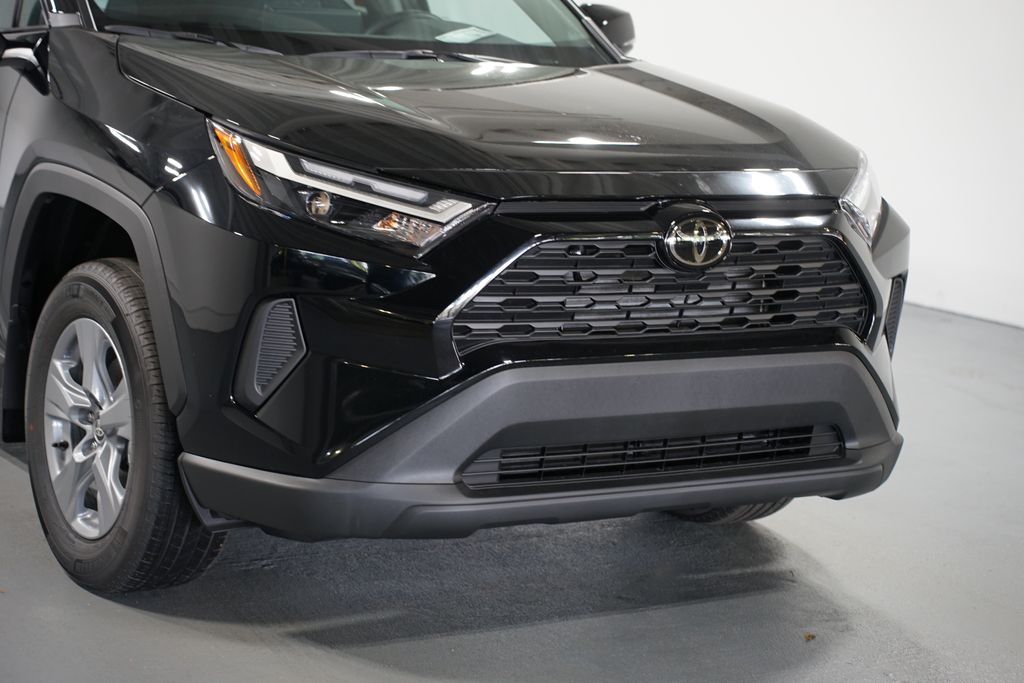 Thumbnail: 2025 Toyota RAV4 - 4