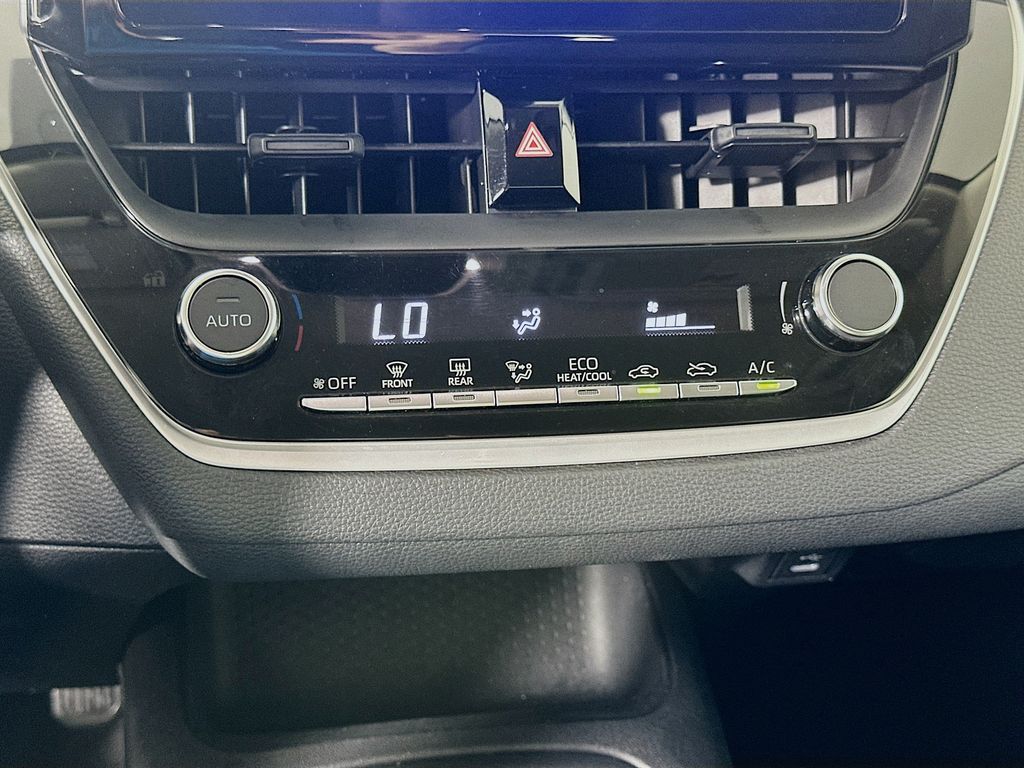 Thumbnail: 2024 Toyota Corolla - 16