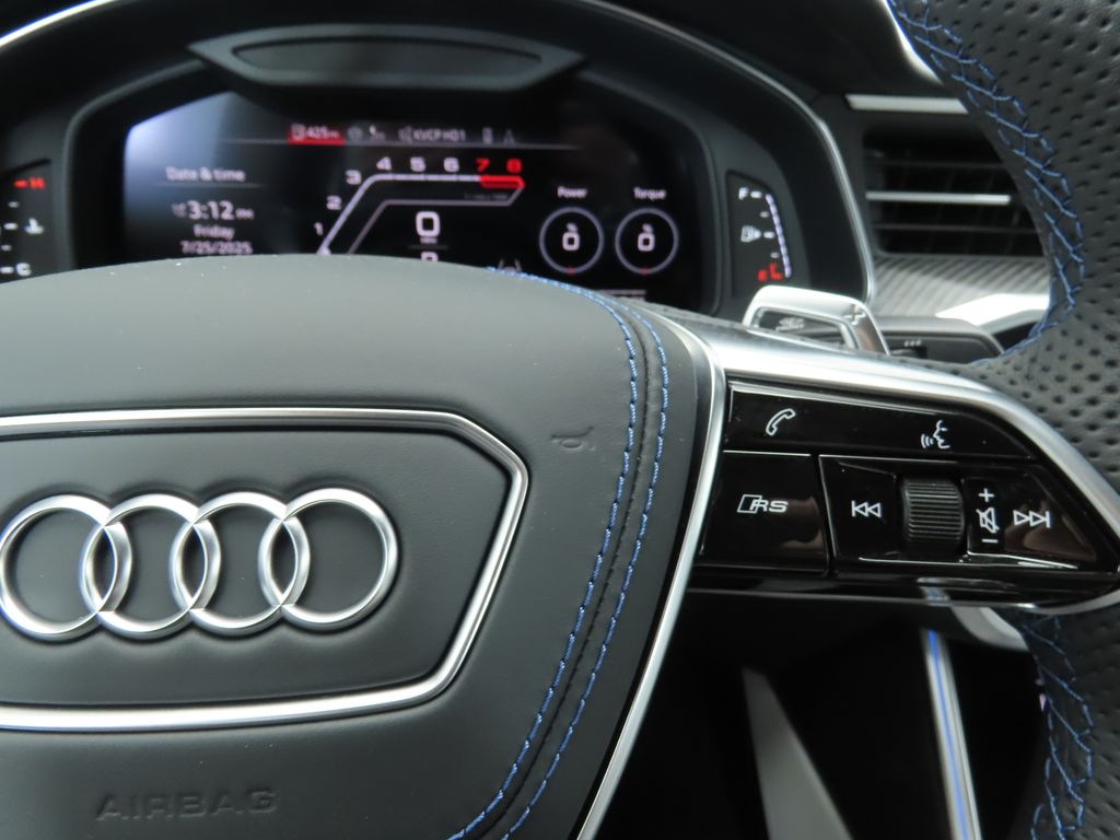 Thumbnail: 2025 Audi RS 7 - 12