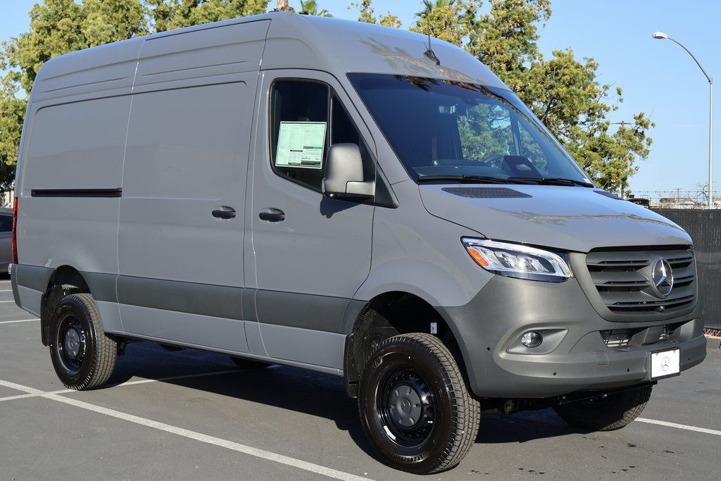 Thumbnail: 2026 Mercedes-Benz Sprinter - 1