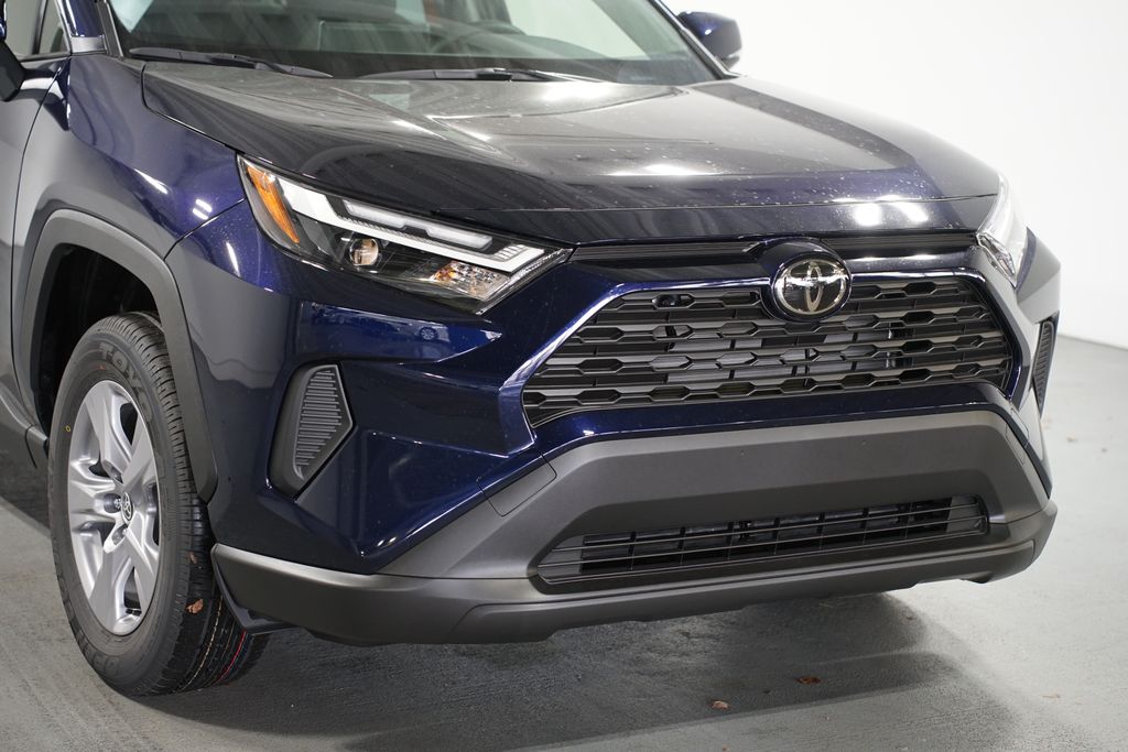 Thumbnail: 2025 Toyota RAV4 - 4