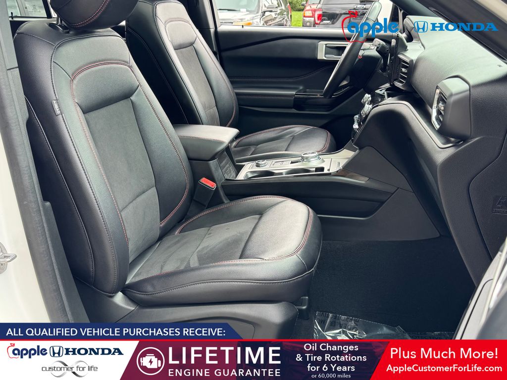2024 Ford Explorer ST-Line